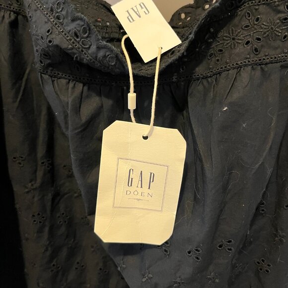 Doen x Gap eyelet top - Picture 3 of 4
